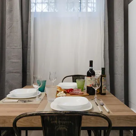 Appartement Fondazione Prada-navigli 15 Minutes To Duomo By Metro Milan